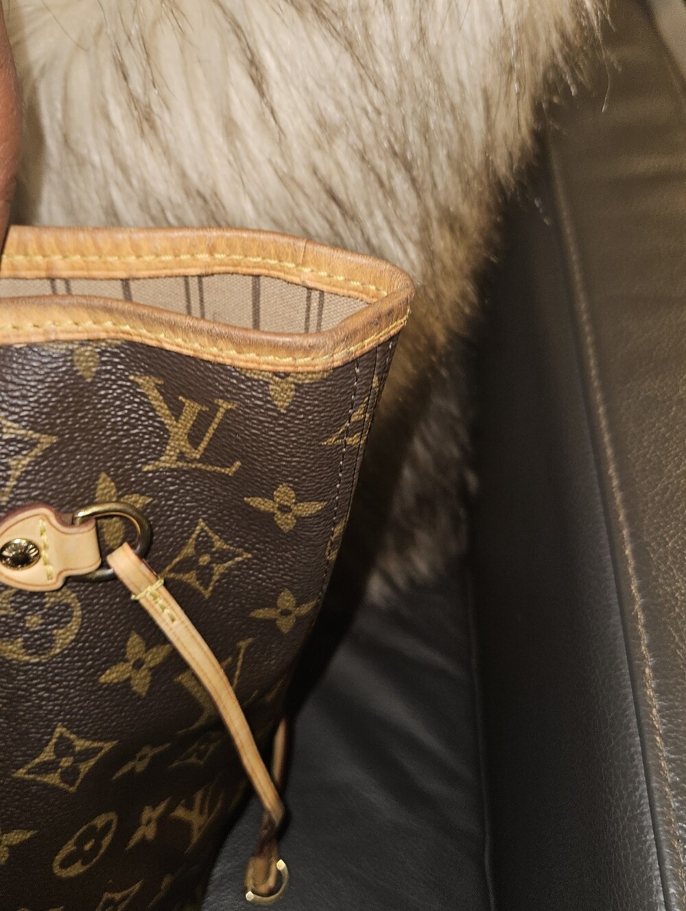 Louis Vuitton Monogram Neverfull MM W/ Complimentary Wallet - Picture 4 of 13